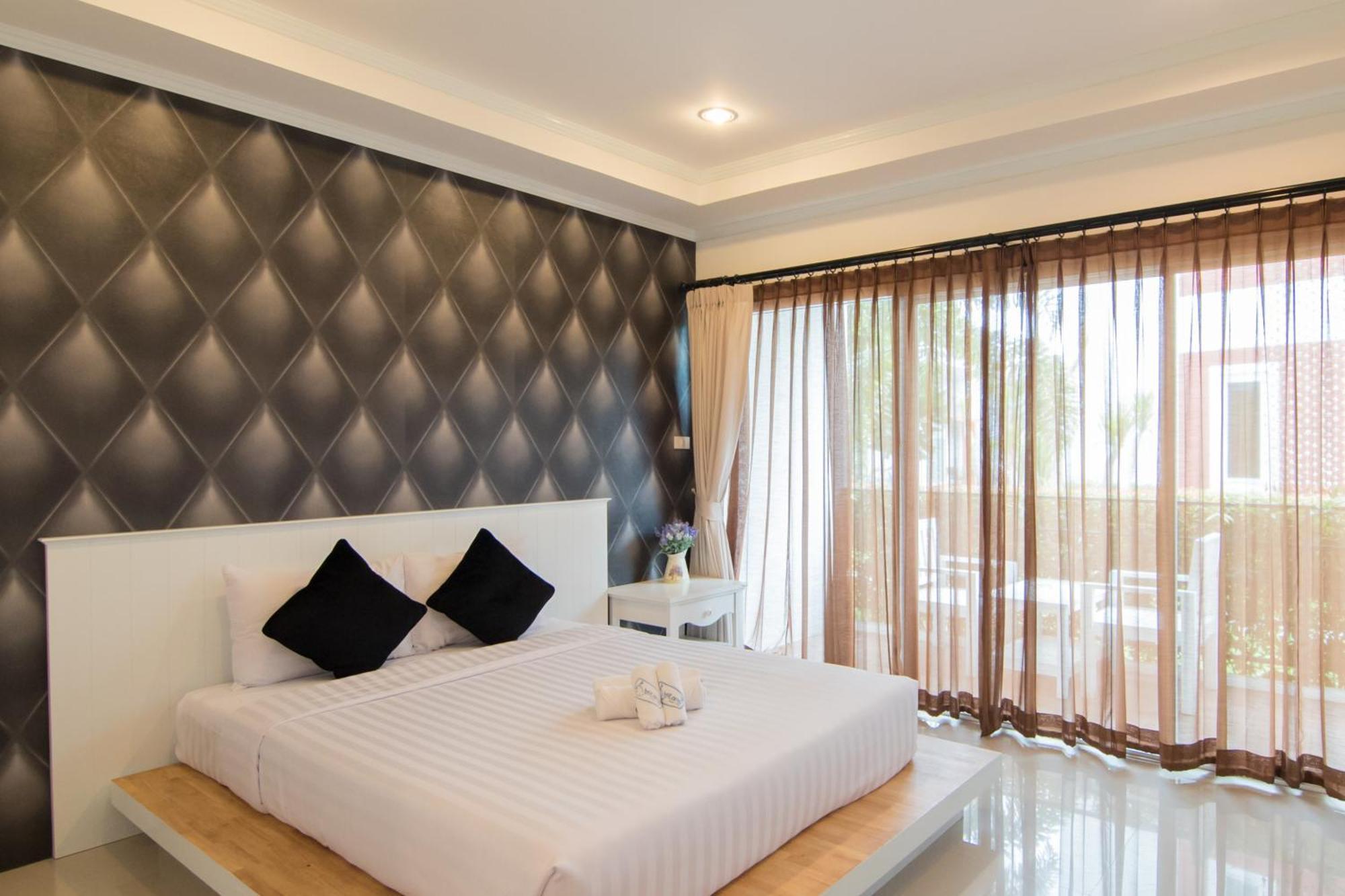 Milano Huahin Hotel Room photo