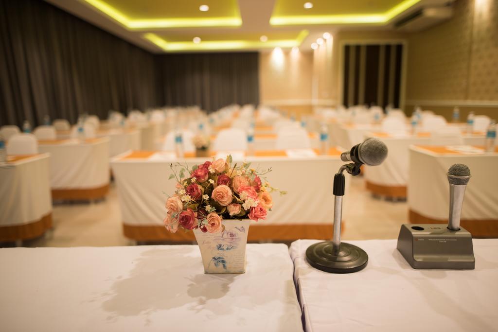 Milano Huahin Hotel Exterior photo