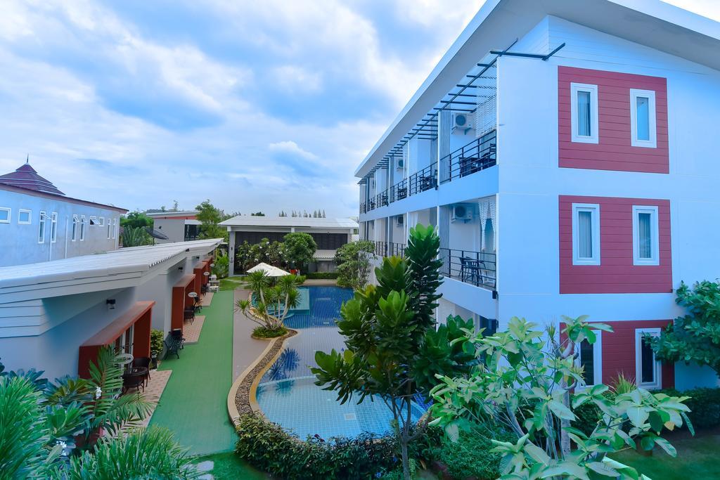 Milano Huahin Hotel Exterior photo